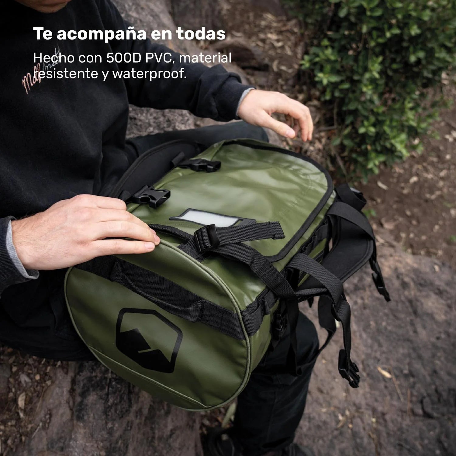 Cierre lateral del bolso deportivo Lhotse Duffel color verde